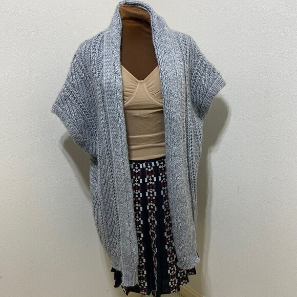 Elsamanda Grey Wool Blend Cardigan/Sweater Size Medium - Picture 1 of 8